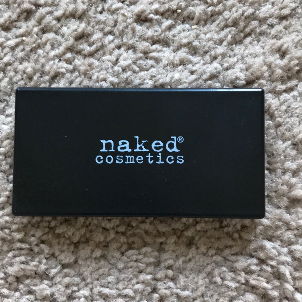 Naked Cosmetics Shadow